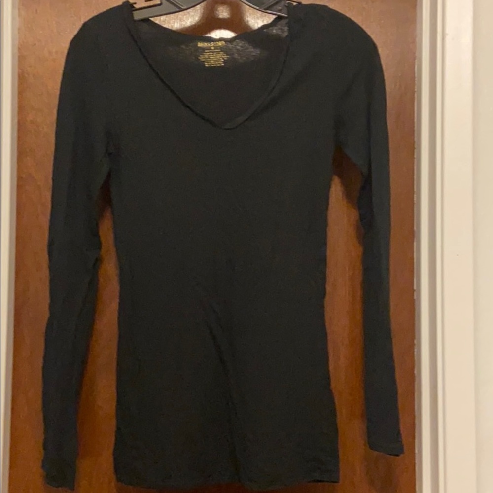 Black V-neck Mossimo long sleeve